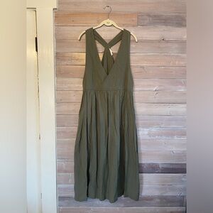 the Shanty Corporation green surplice dress size medium/large